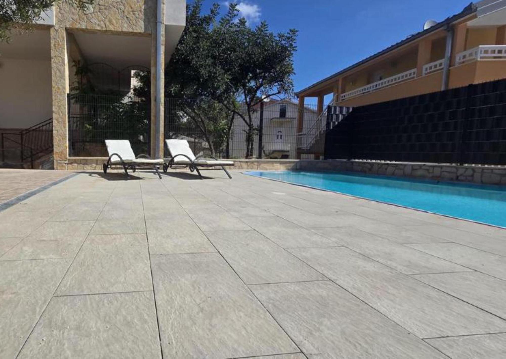 Apartment Jakasa Trogir Exterior foto